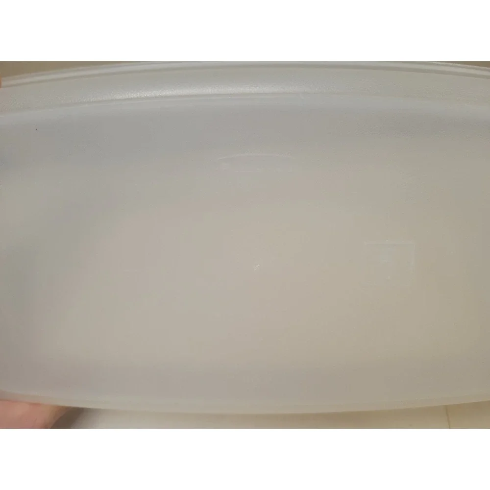 Rubbermaid Vintage Servin Saver 1 #6 Rectangle & 1 #5 Rectangle Container w Lids